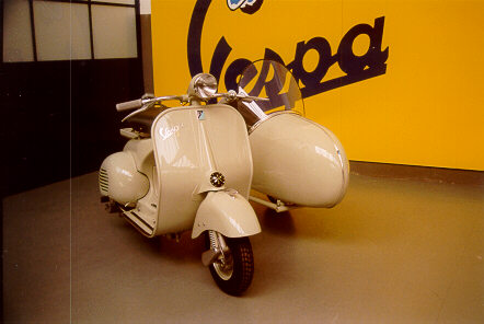  Mari Kita Lihat Koleksi Vespa di Museum Vespa Dan Piaggio